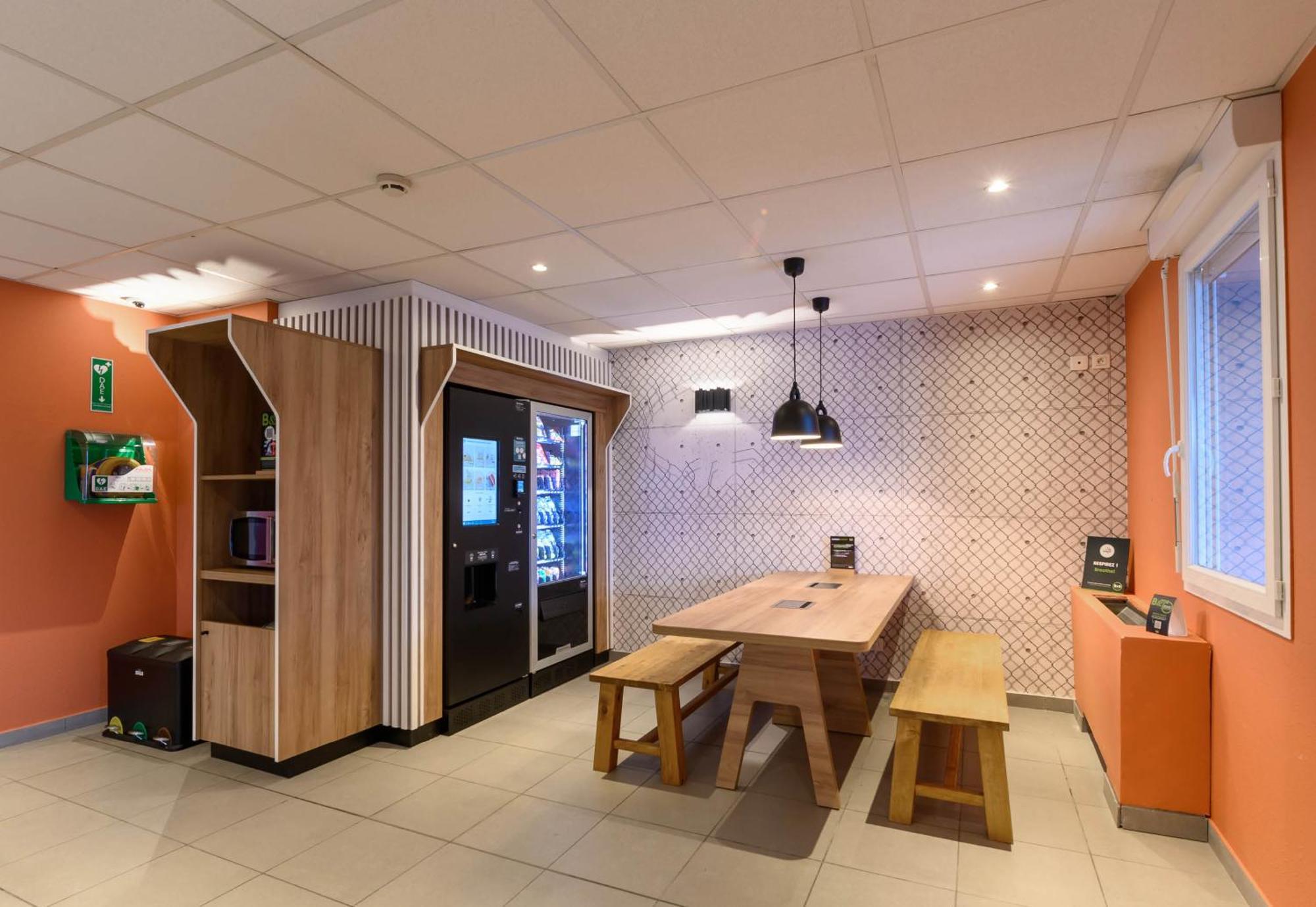 B&B Hotel Compiegne Thourotte Eksteriør bilde